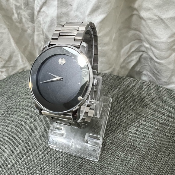 NWOT..Fashion Jewelry Mens Stainless Steel Watch. Business Watch Very Sl… - Picture 10 of 16